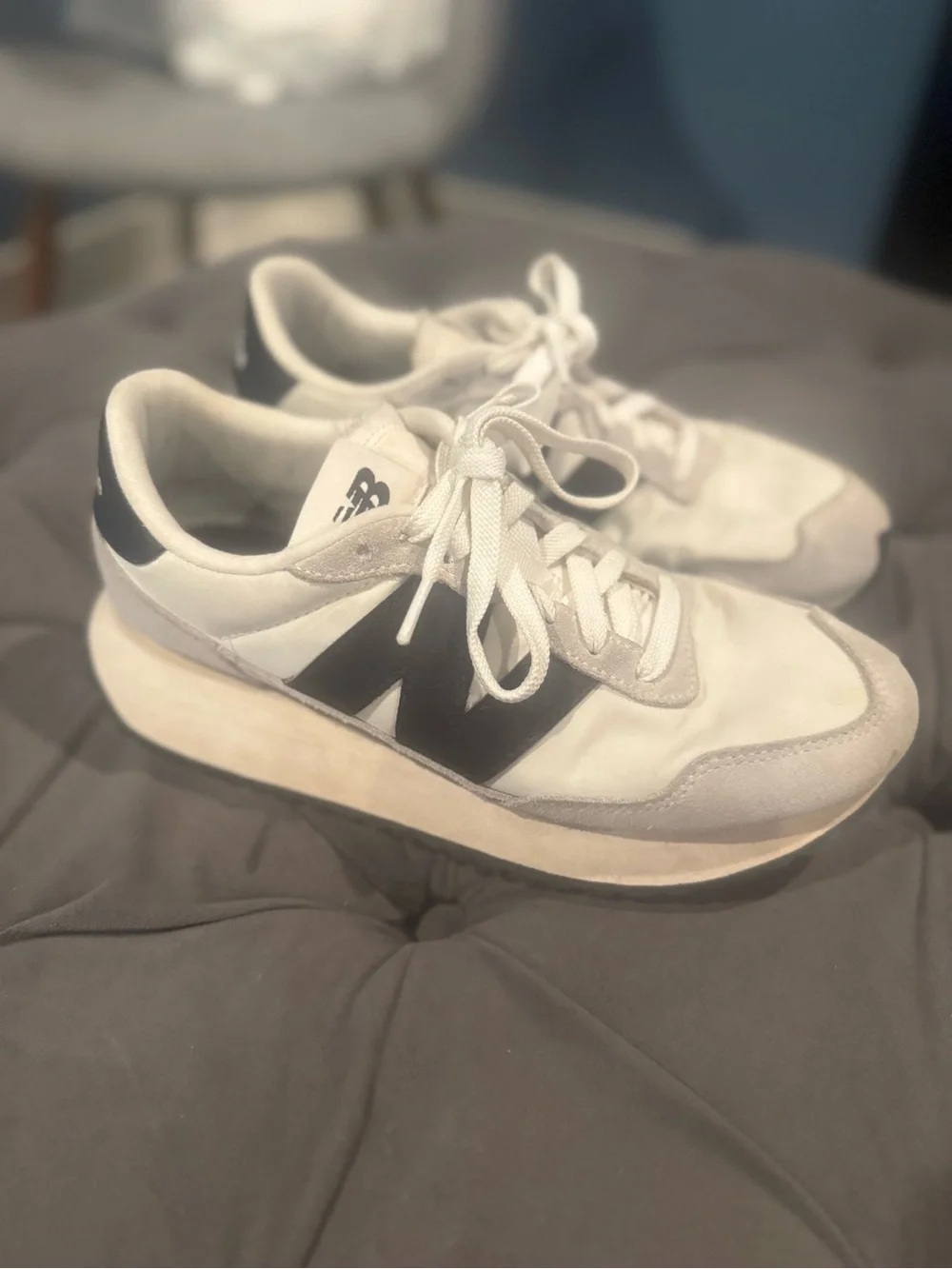 New Balance Men’s White and Black Casual Runner Sneakers - Picture 3 of 4